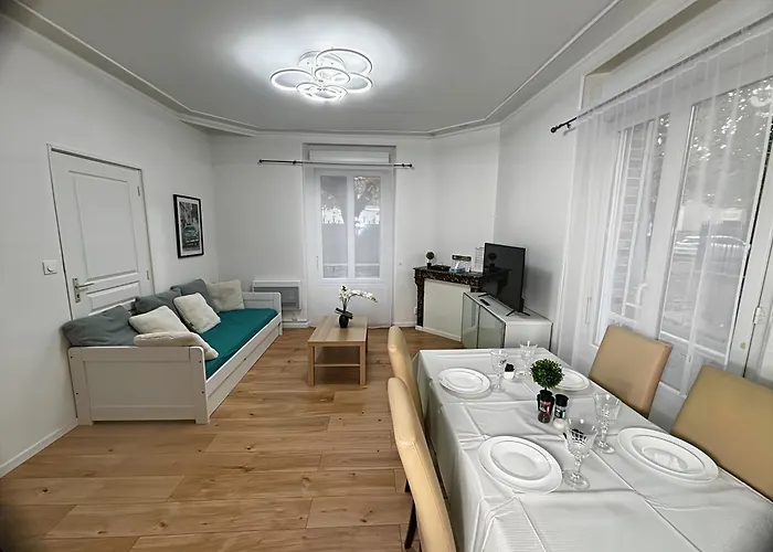 Charme Medieval A Апартаменты Провен